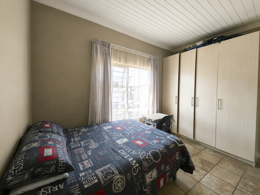 2 Bedroom Property for Sale in Hartbeespoort Rural North West